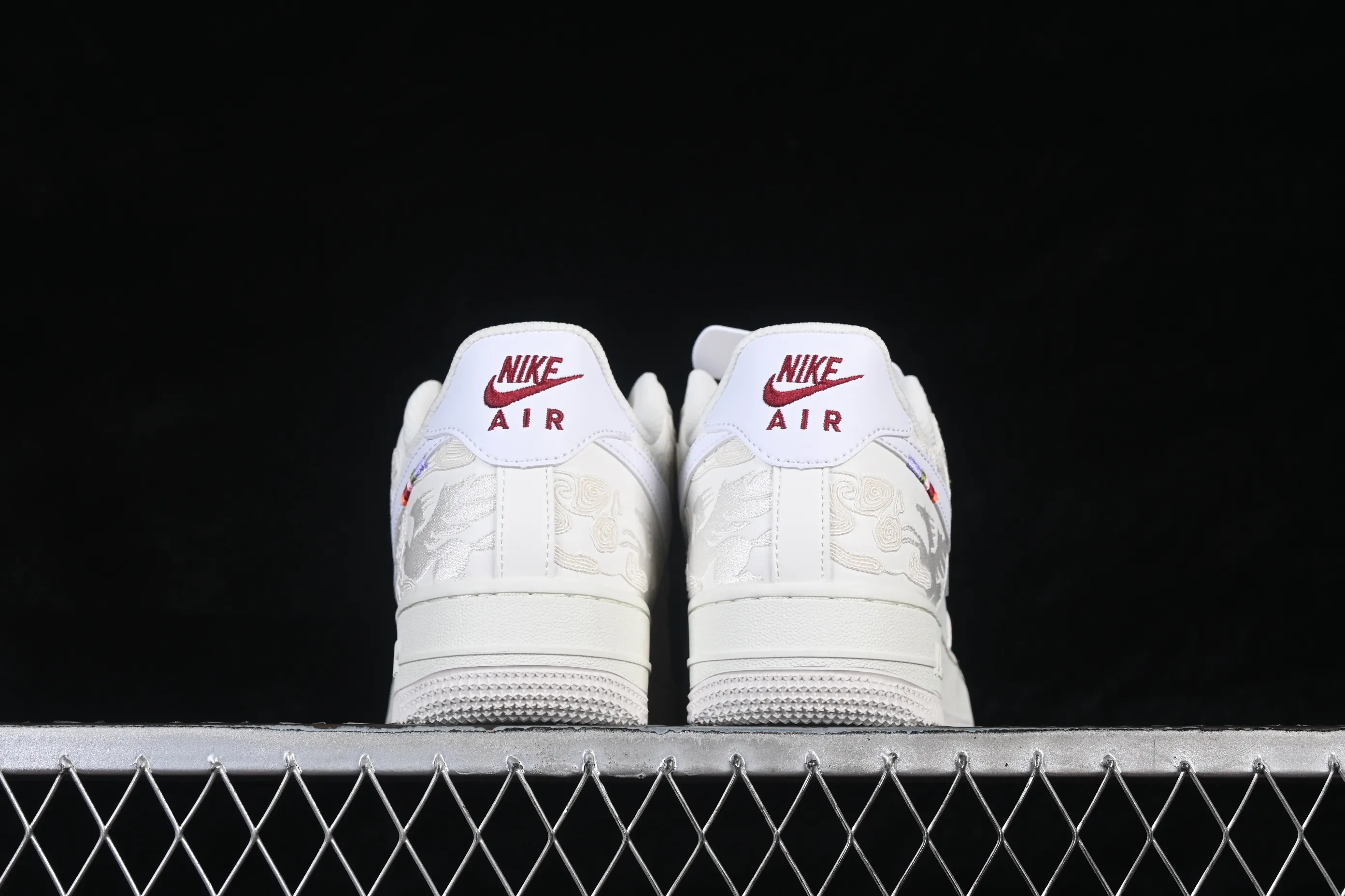 All categories Nk Air Force 1 Air Force series Nk Air Force 1 Low Air Force low-top X version Nike Air Force 1'07 Low Year of the Horse limited Air Force 1 low-top casual sneakers IQ1119-011